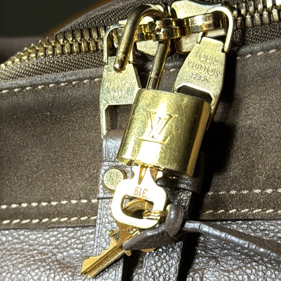 LOUIS VUITTON CHOCOLAT MONOGRAM EMPREINTE LEATHER AUDACIEUSE PM BAG - Picture 10 of 16